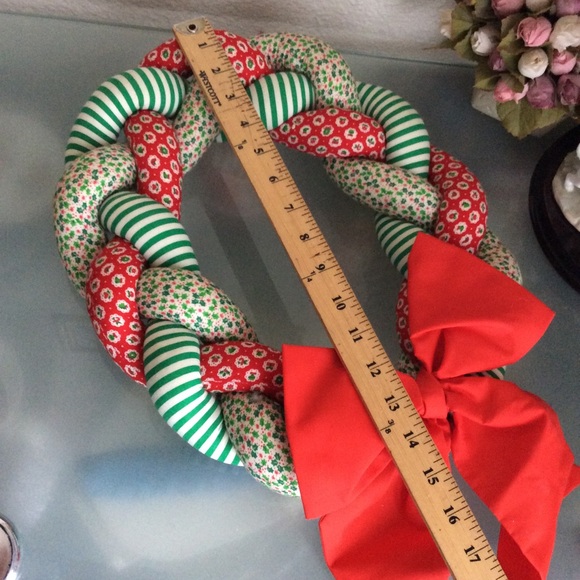 Christmas Wreath Handmade Fabric - Picture 2 of 3